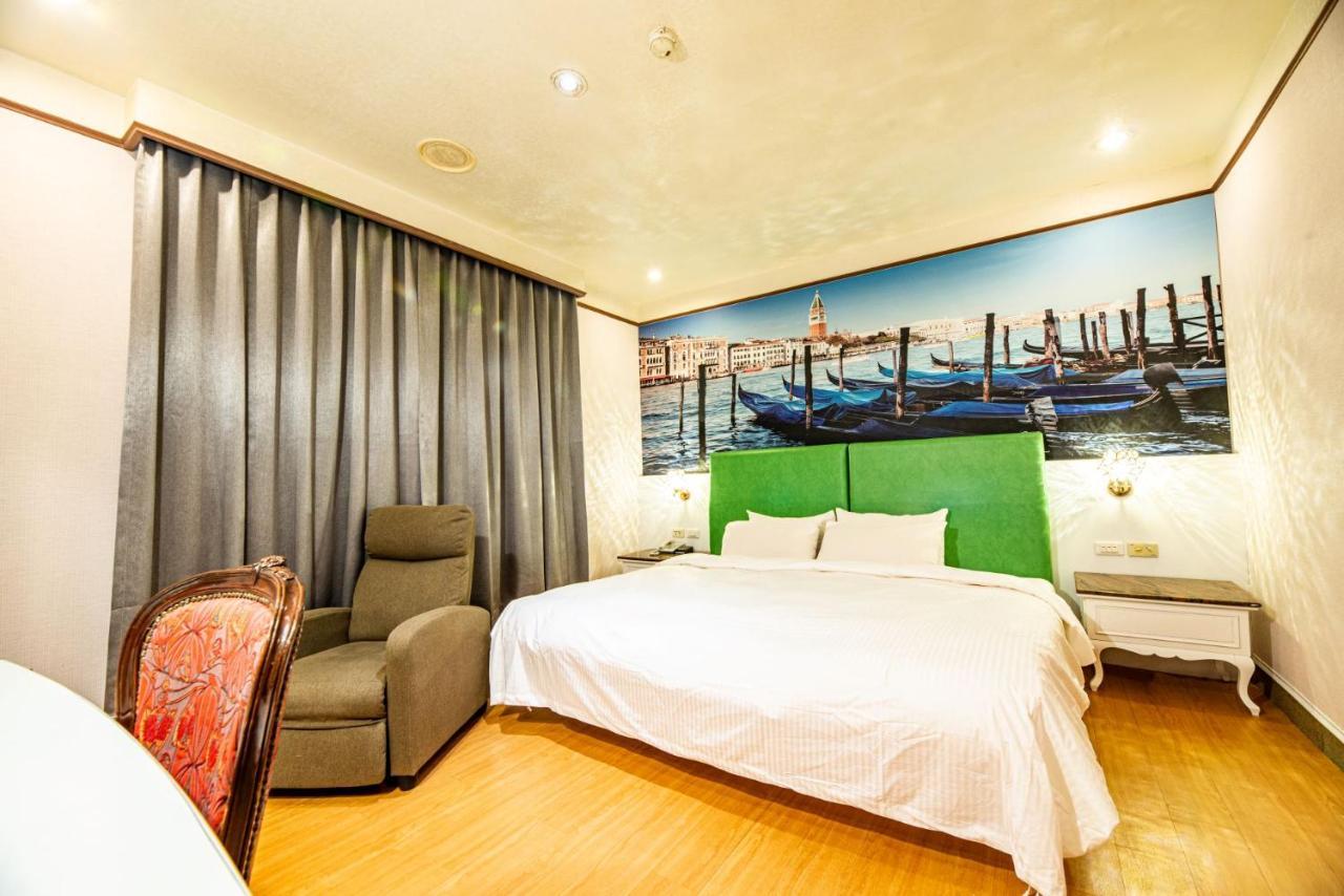גאושיונג Wenpin Hotel - Pier 2 מראה חיצוני תמונה