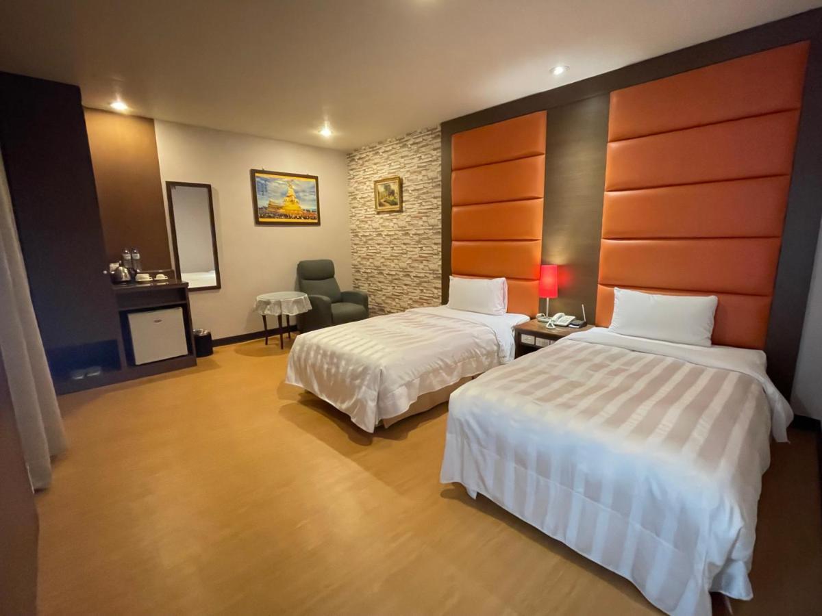 גאושיונג Wenpin Hotel - Pier 2 מראה חיצוני תמונה