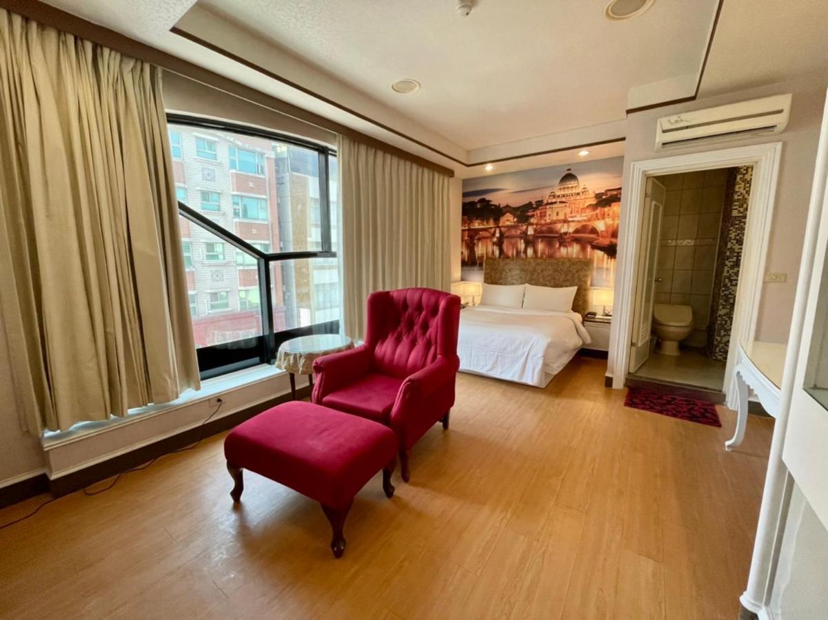 גאושיונג Wenpin Hotel - Pier 2 מראה חיצוני תמונה