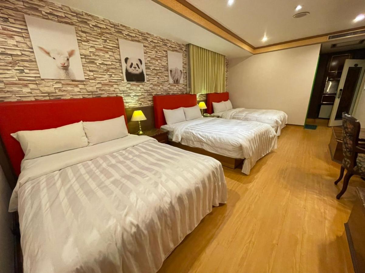 גאושיונג Wenpin Hotel - Pier 2 מראה חיצוני תמונה