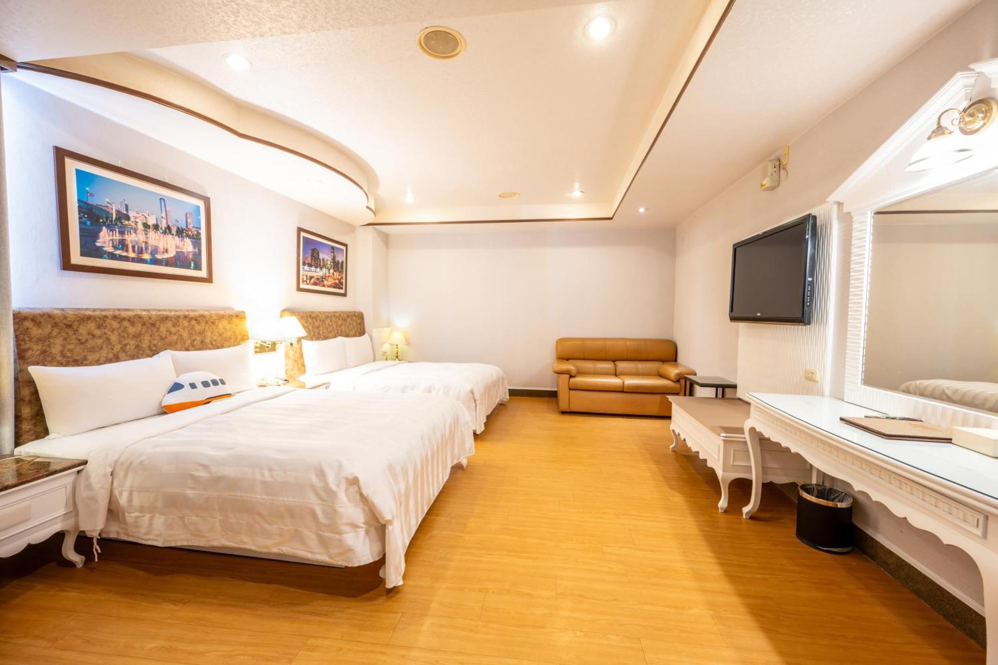 גאושיונג Wenpin Hotel - Pier 2 מראה חיצוני תמונה