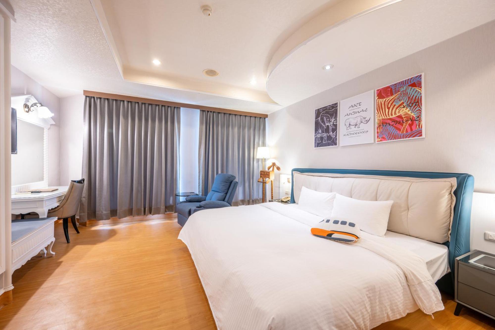 גאושיונג Wenpin Hotel - Pier 2 מראה חיצוני תמונה